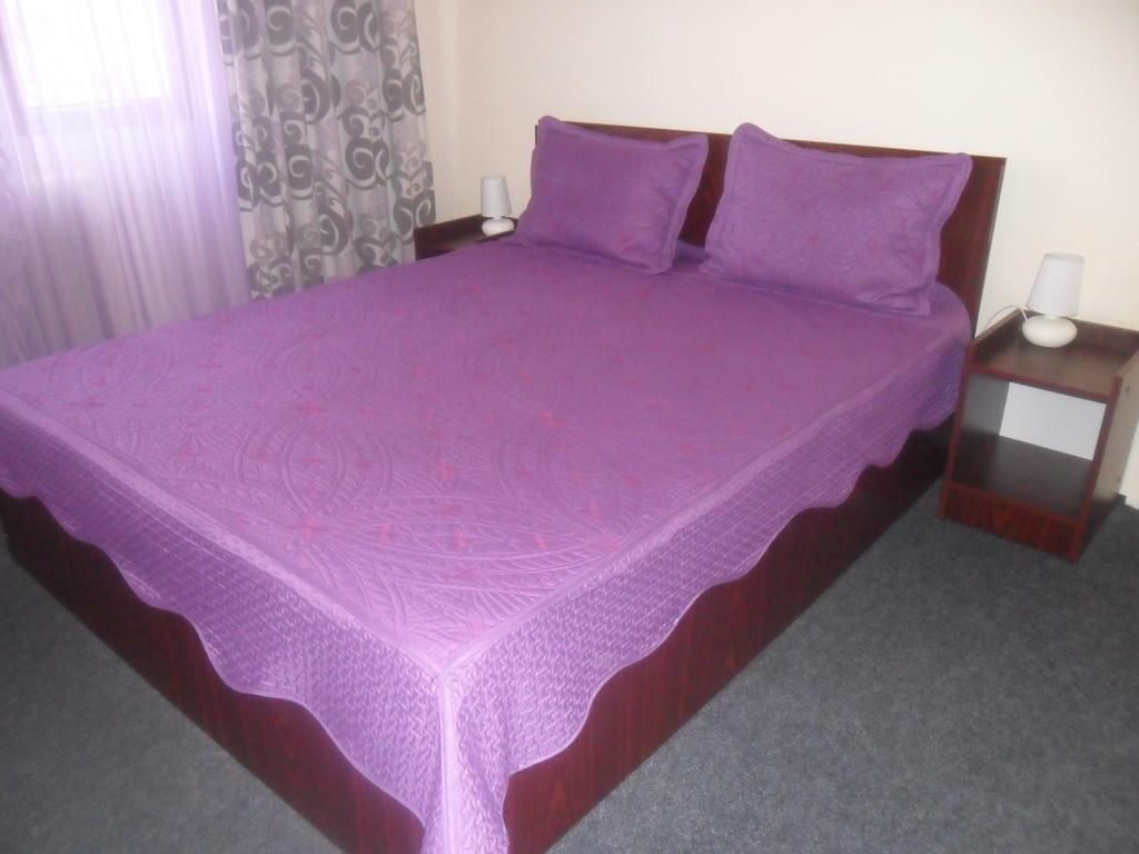 Hotel Dacor
