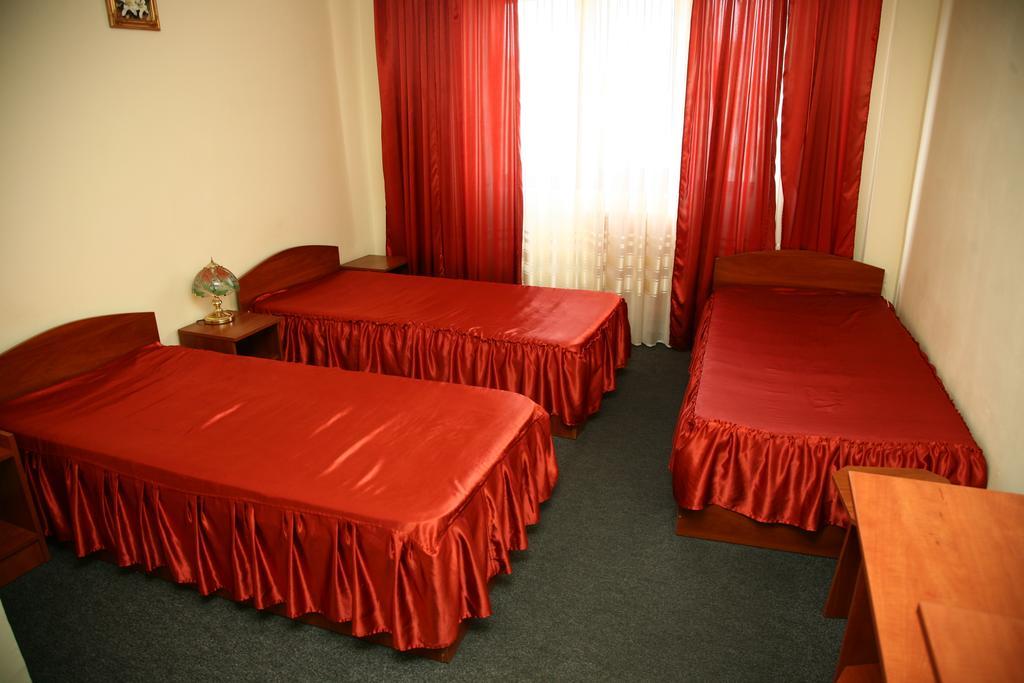 Hotel Dacor