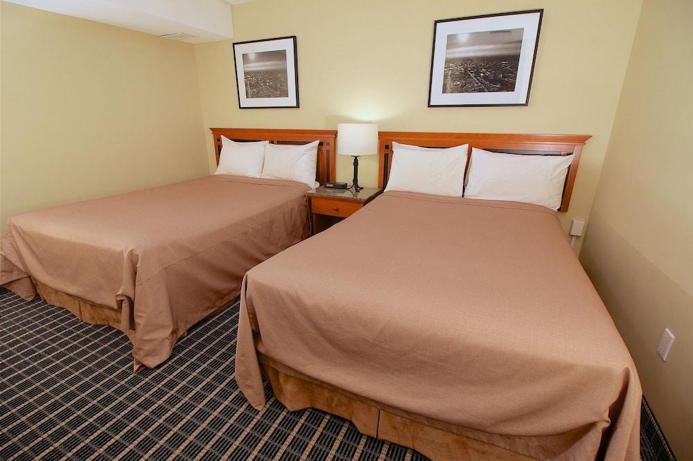 Medicine Hat Inn & Suites