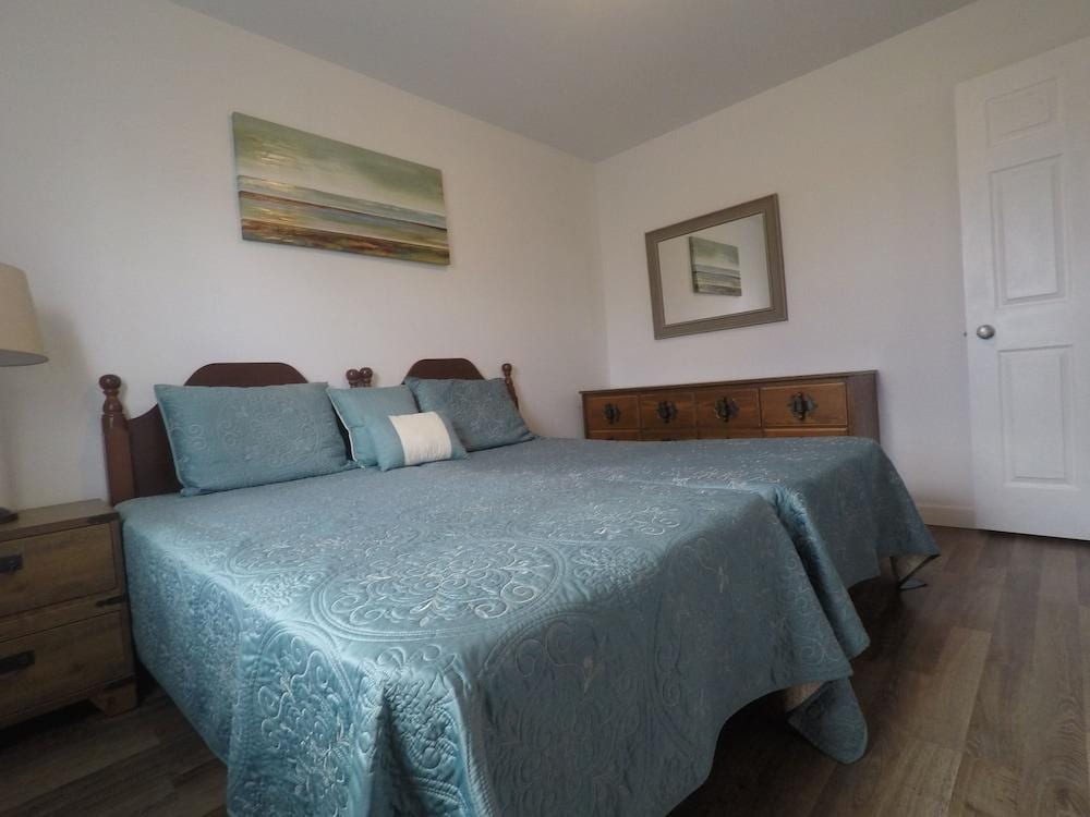 Marshfield Cottage