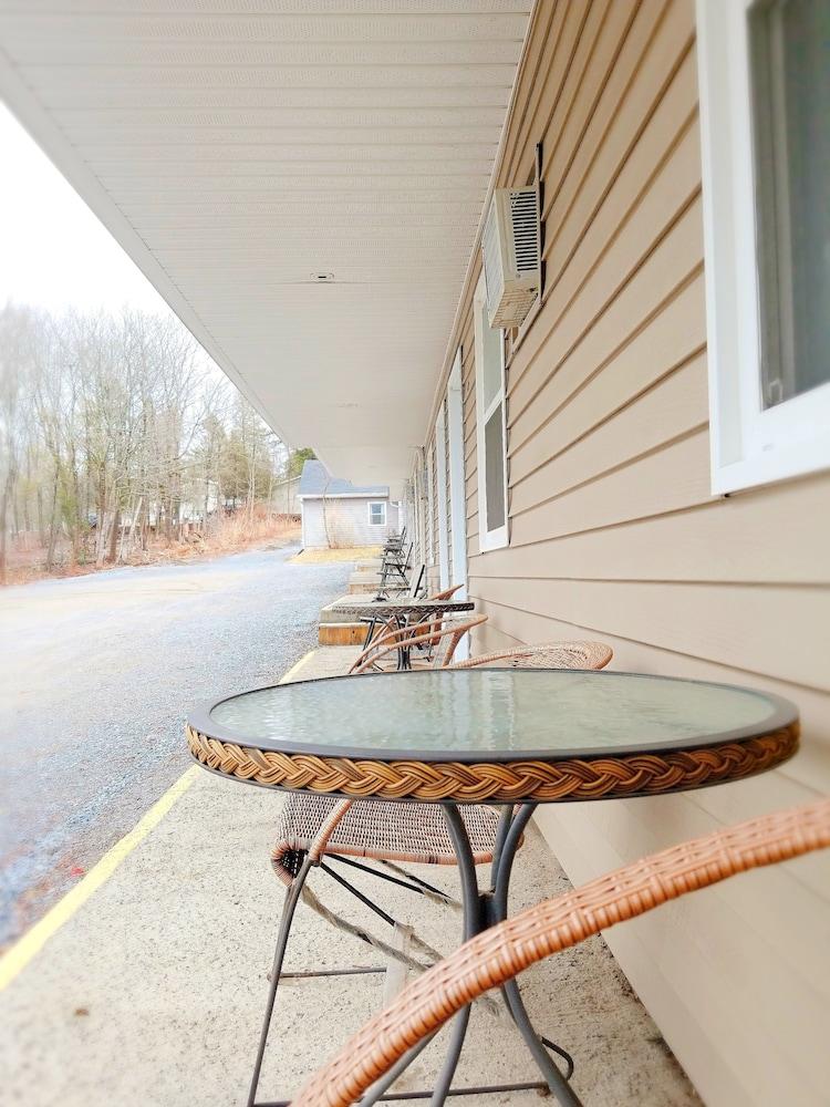 Rothesay Motel