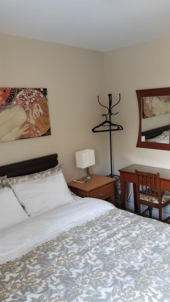 Rothesay Motel
