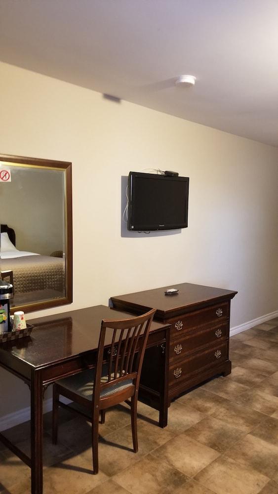 Rothesay Motel
