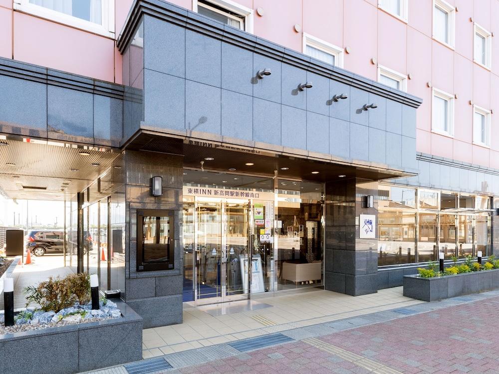 Toyoko Inn Shin-Takaoka-Eki Shinkansen Minami-Guchi