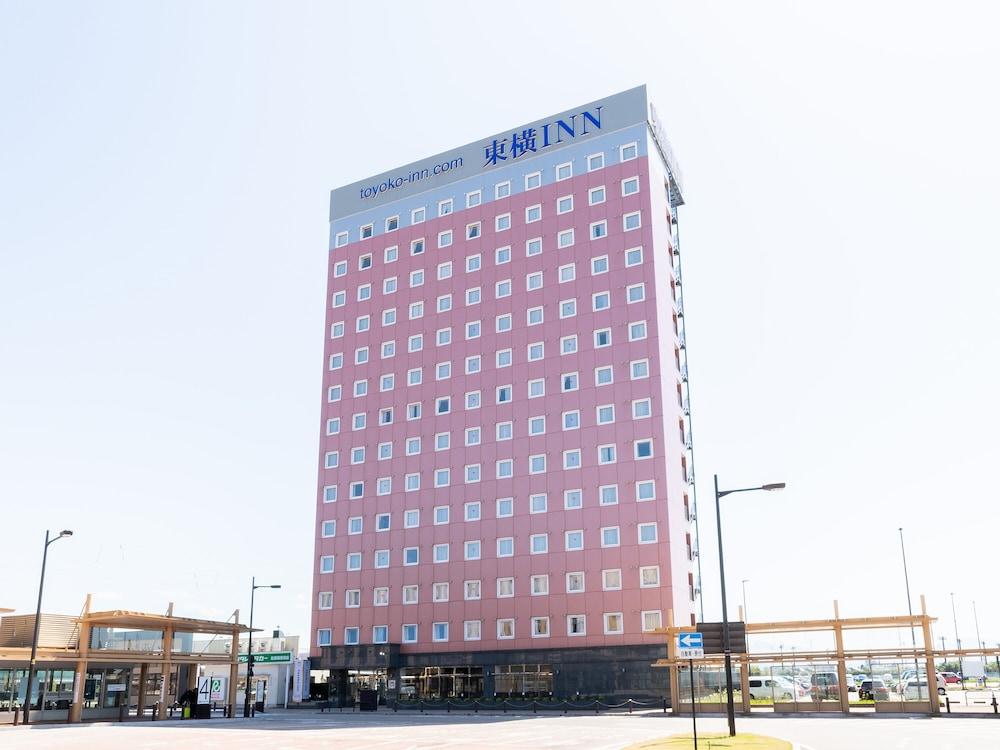 Toyoko Inn Shin-Takaoka-Eki Shinkansen Minami-Guchi