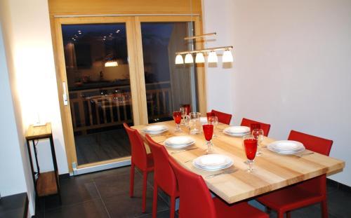 Chalet Ski Paradise