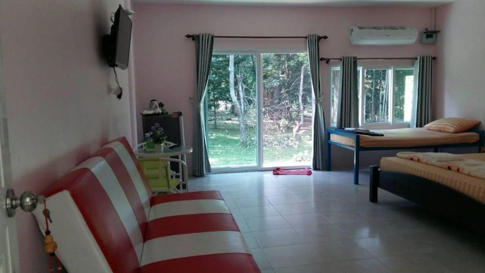 Sab Ananta Resort