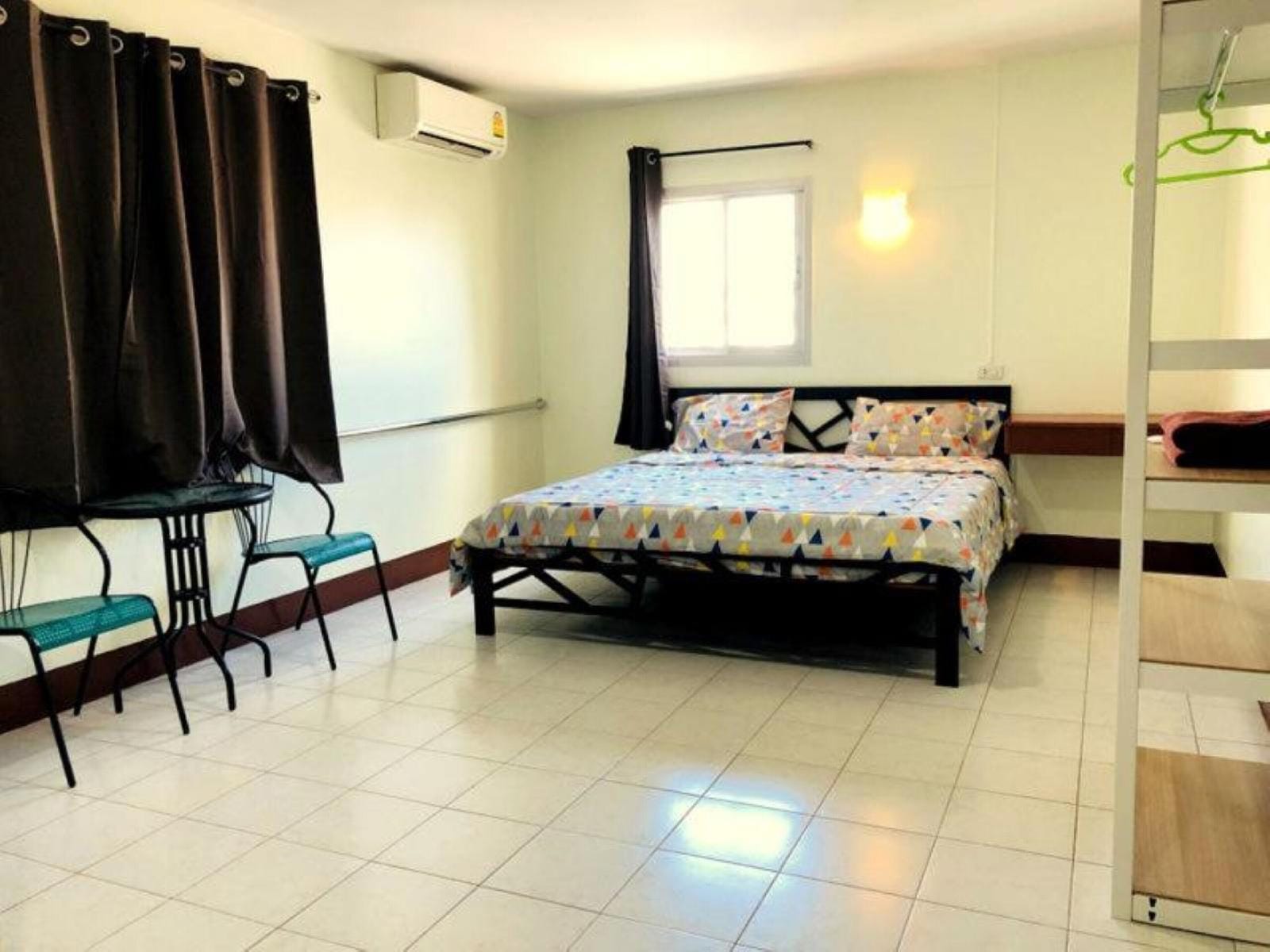 K.L. Apartment