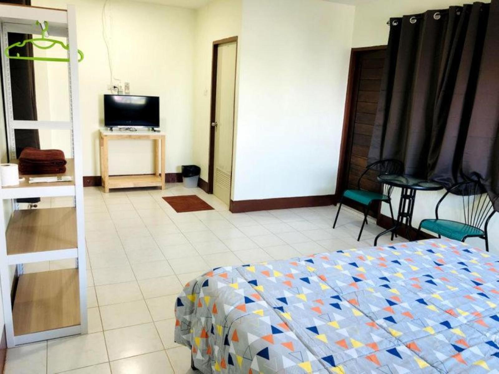 K.L. Apartment