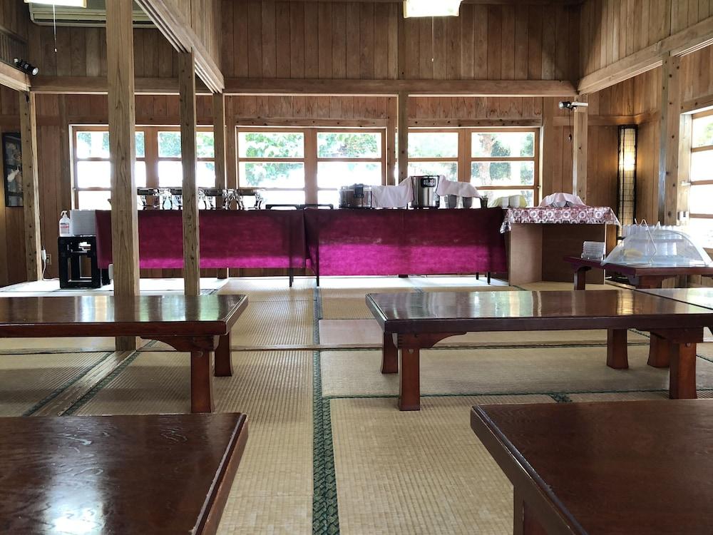 Hotel Murasaki Mura