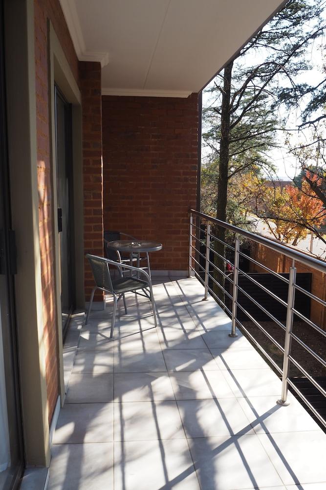 African Eagle Apartments