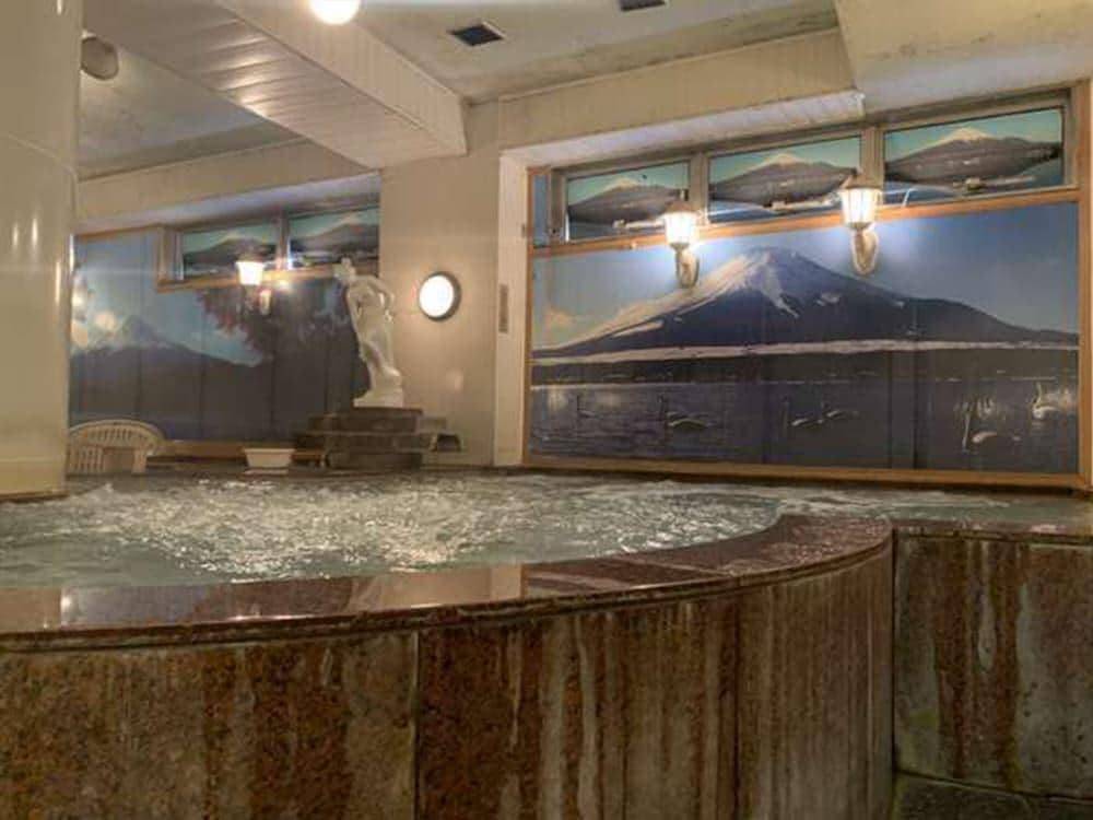 Funabashi Grand Sauna and Capsule Hotel