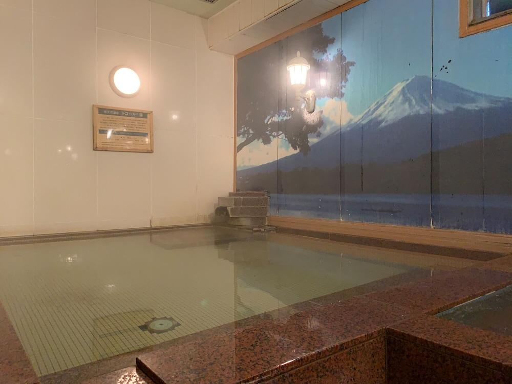 Funabashi Grand Sauna and Capsule Hotel
