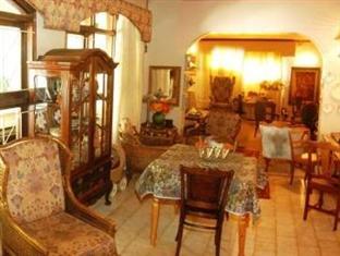 Bezuidenhout Guest House