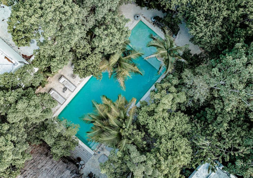 Una Vida Boutique Villas