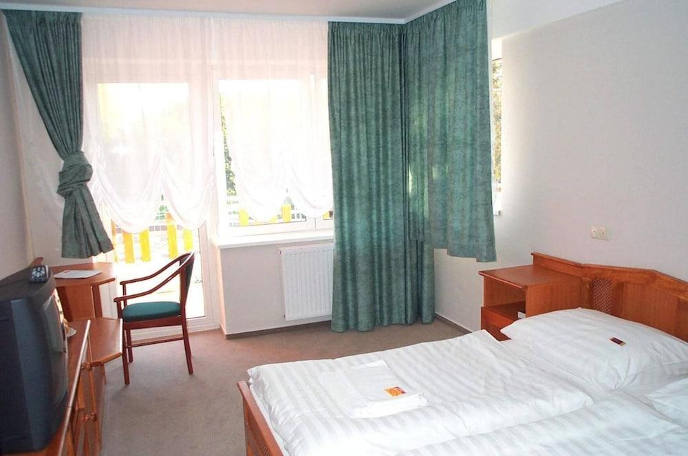 Well Hotel