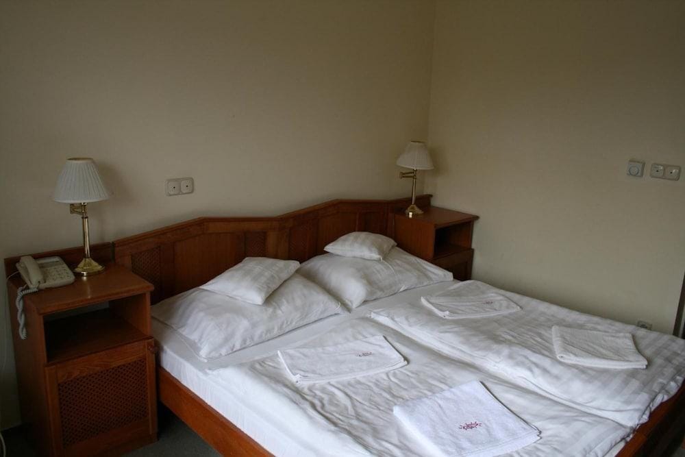 Well Hotel