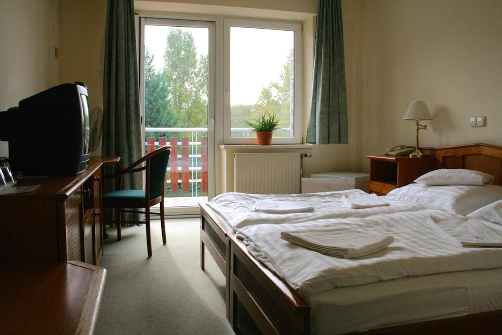 Well Hotel