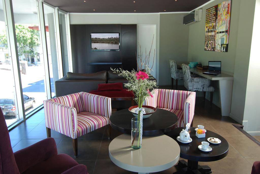 Plaza Suites Campana