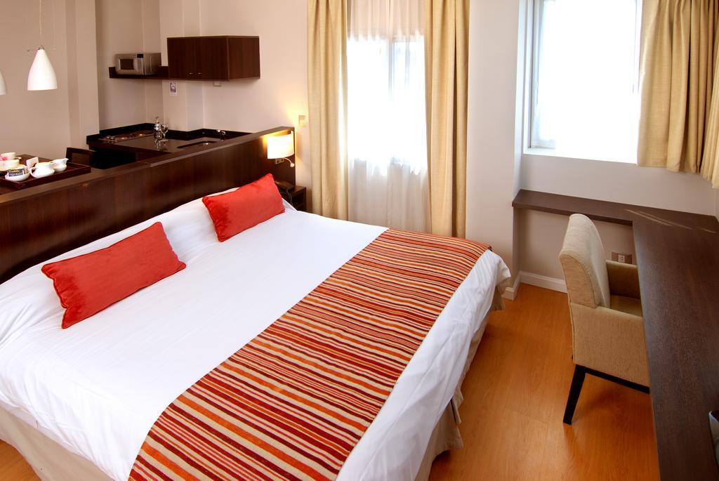 Plaza Suites Campana