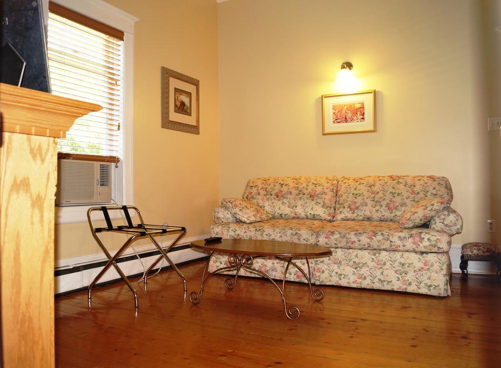 La Maison Drew B&B