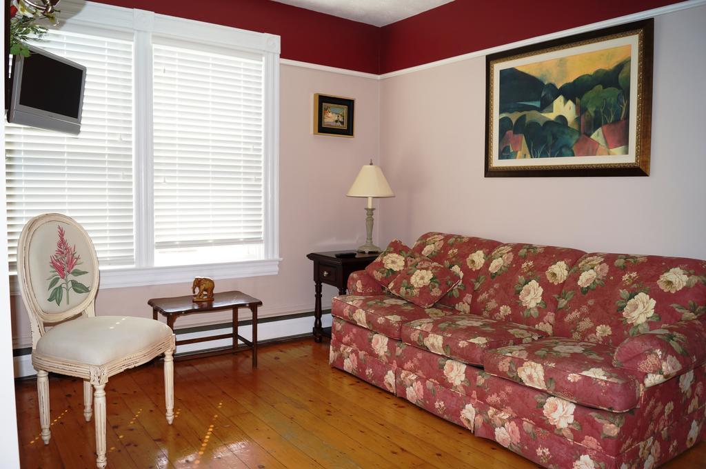 La Maison Drew B&B