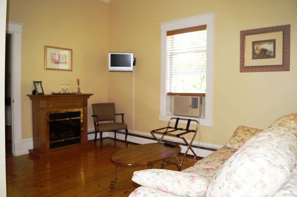 La Maison Drew B&B