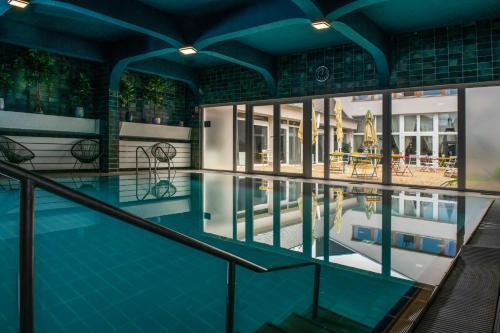 Tundérkert Hotel