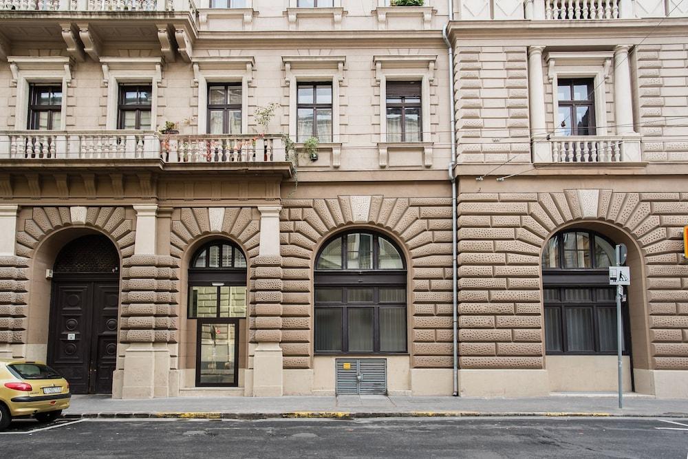 Exclusive Budapest Residence