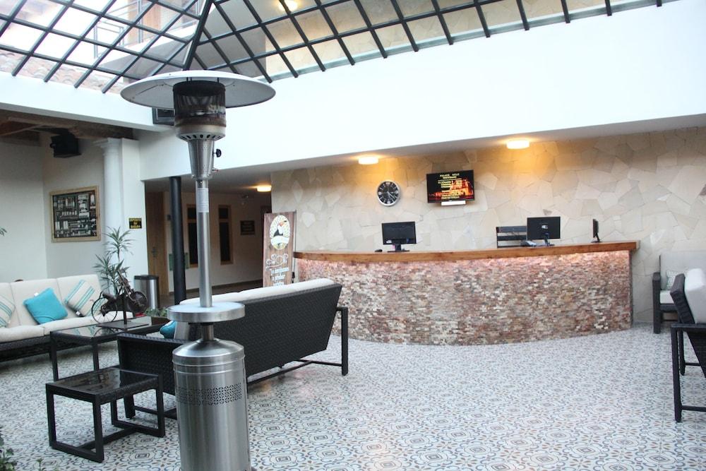 Palace SCLC Hotel & Brewery