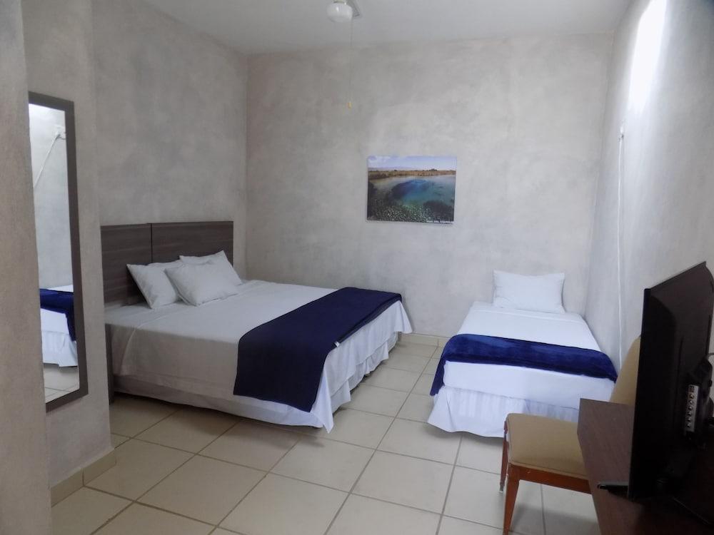 Hotel Dos Lobos