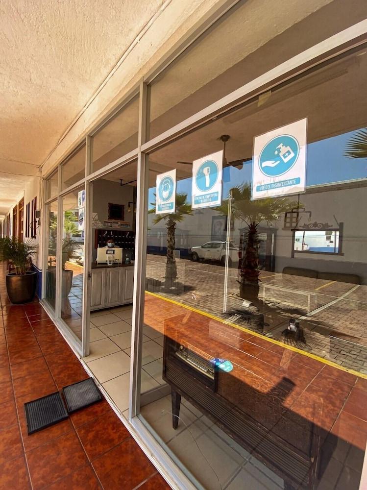 Hotel Dos Lobos