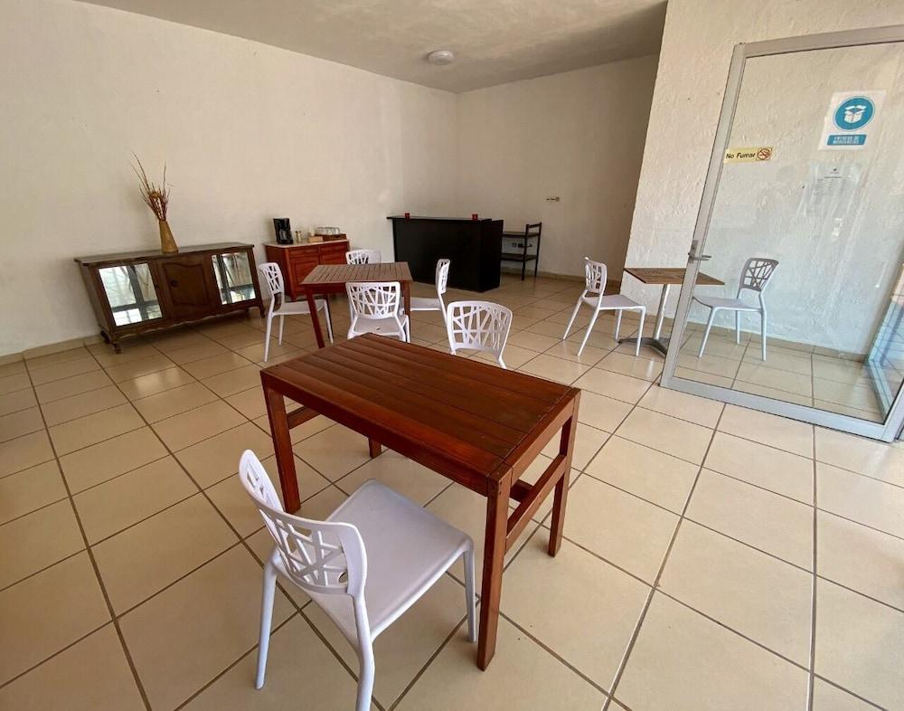 Hotel Dos Lobos