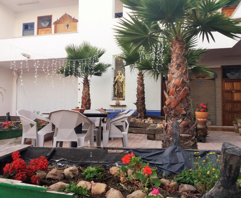 Hotel Dos Lobos