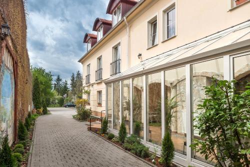 P4W Hotel Residence Szombathely