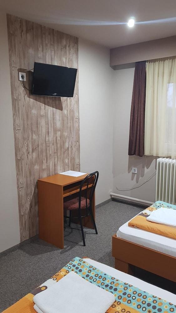 Forro Fogado Motel