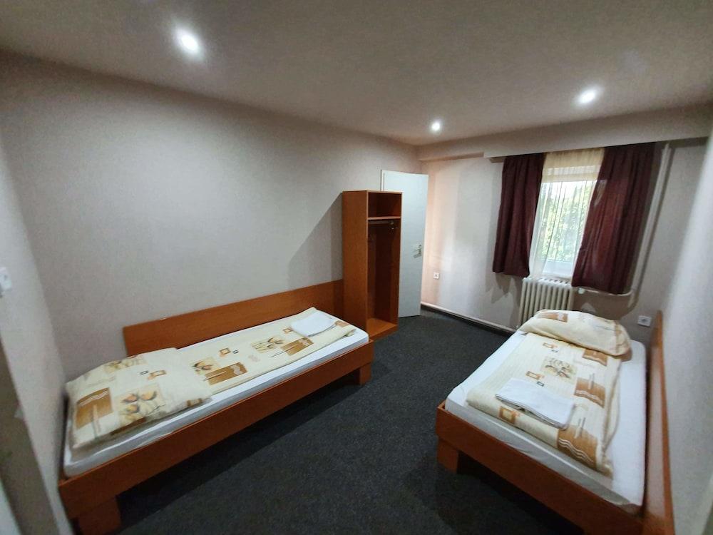 Forro Fogado Motel
