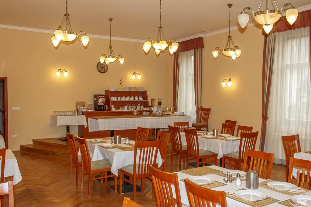Pannon Hotel