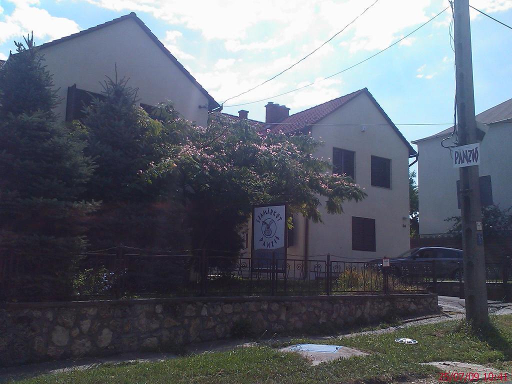 Szamárkút Panzio