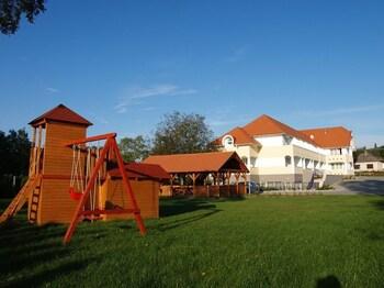 Triász Aparthotel