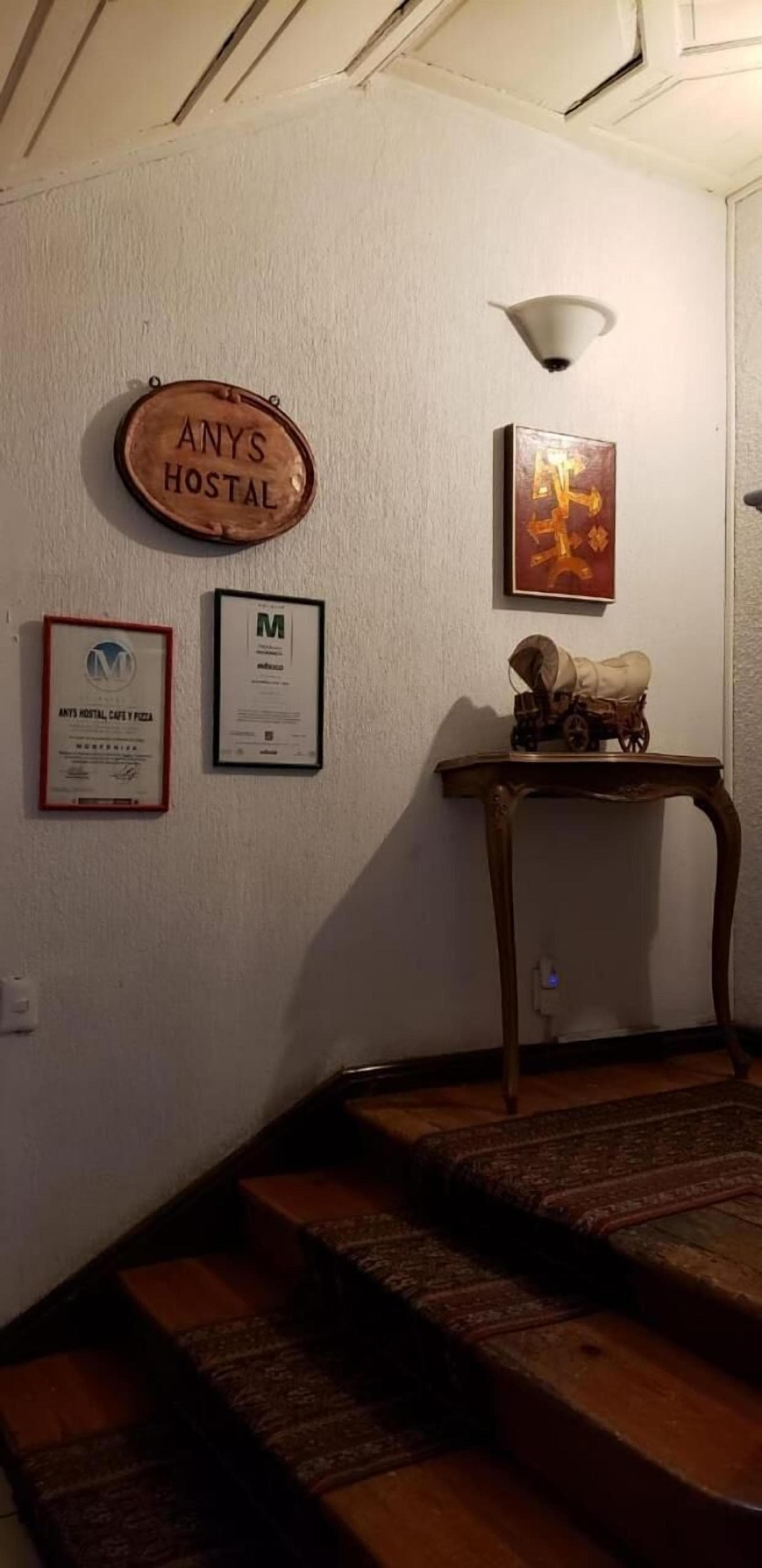 Anys Hostal