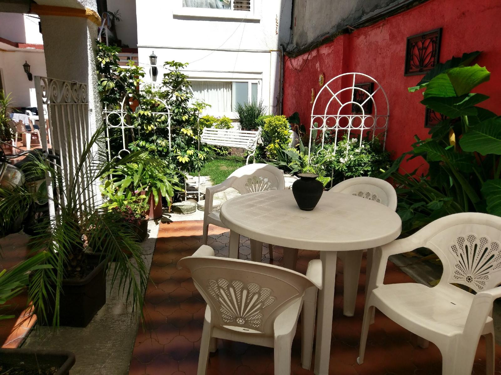 Anys Hostal