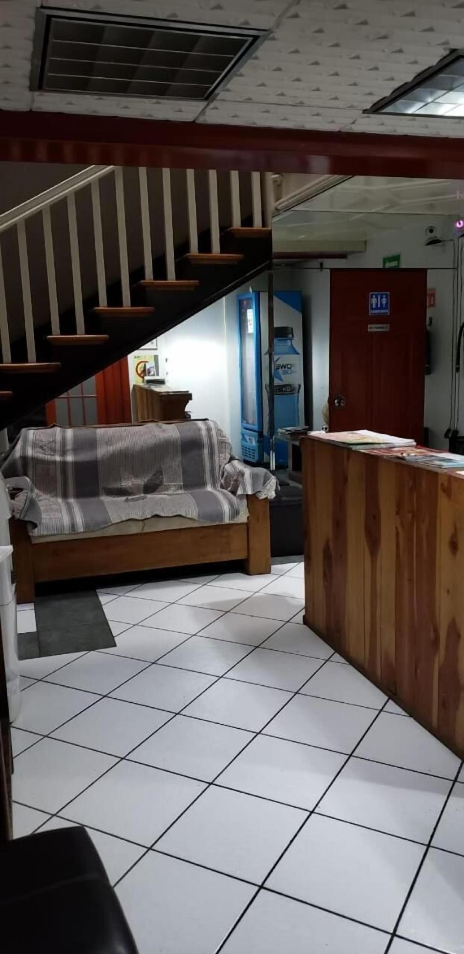 Anys Hostal