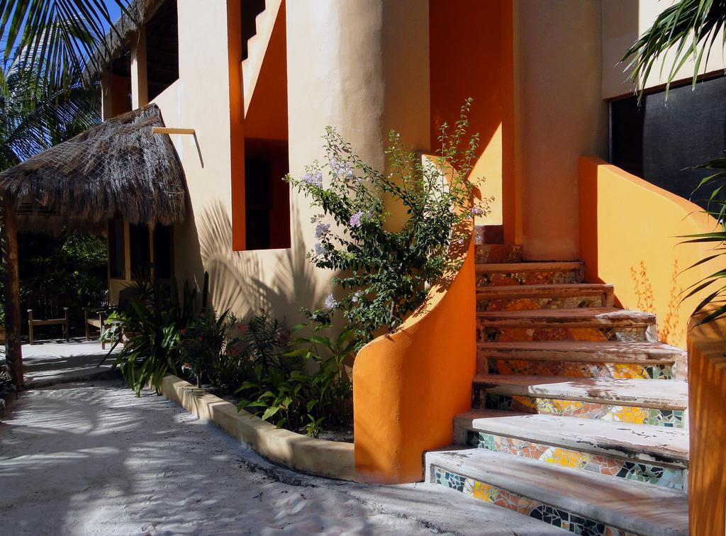 Mayan Beach Garden Inn