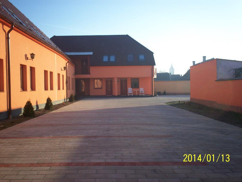 Kovacs Hotel Es Etterem