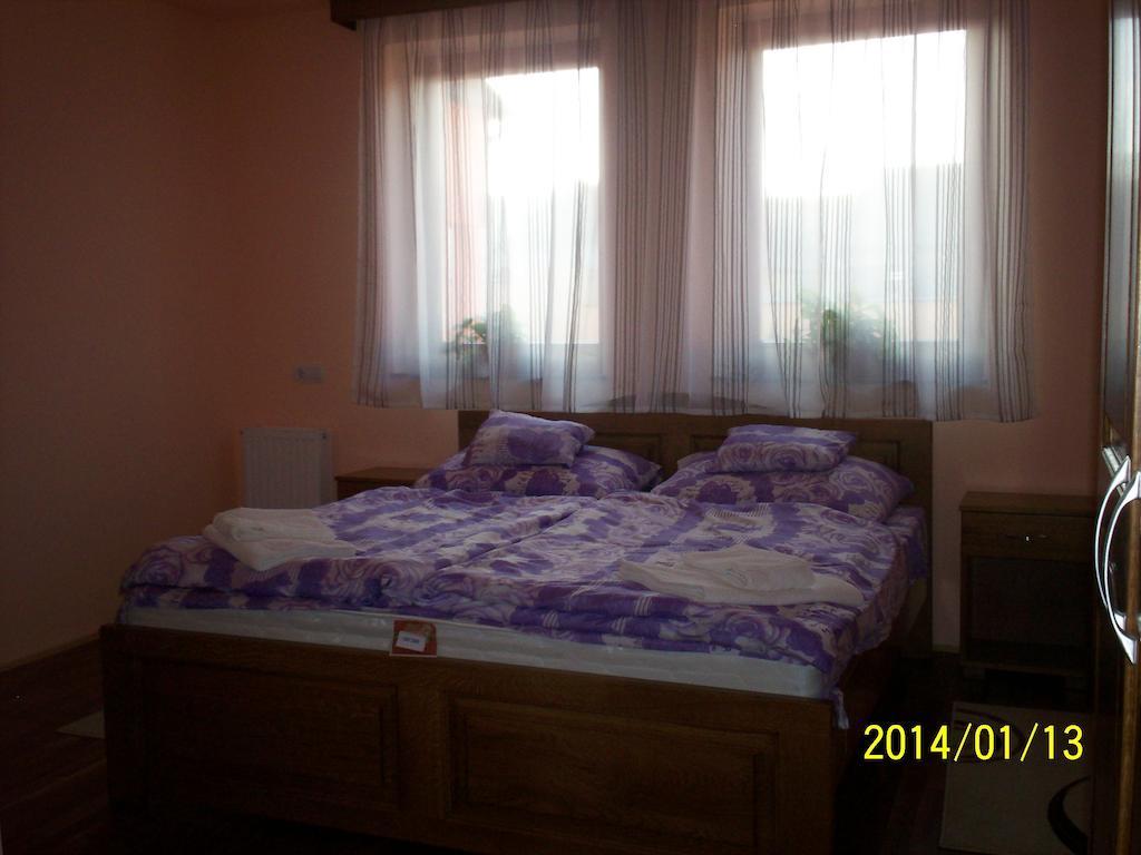 Kovacs Hotel Es Etterem