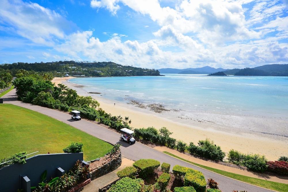 Beach Lodges