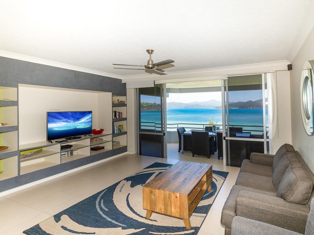 Beach Lodges