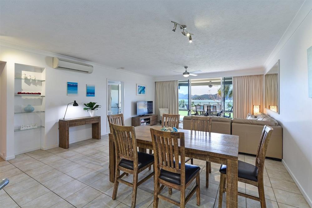 Beach Lodges