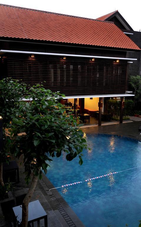 Surya Kencana Seaside Hotel